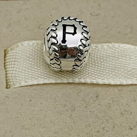 ✨✨Pandora Pittsburgh Pirates Baseball Charm - Picture 6 of 6